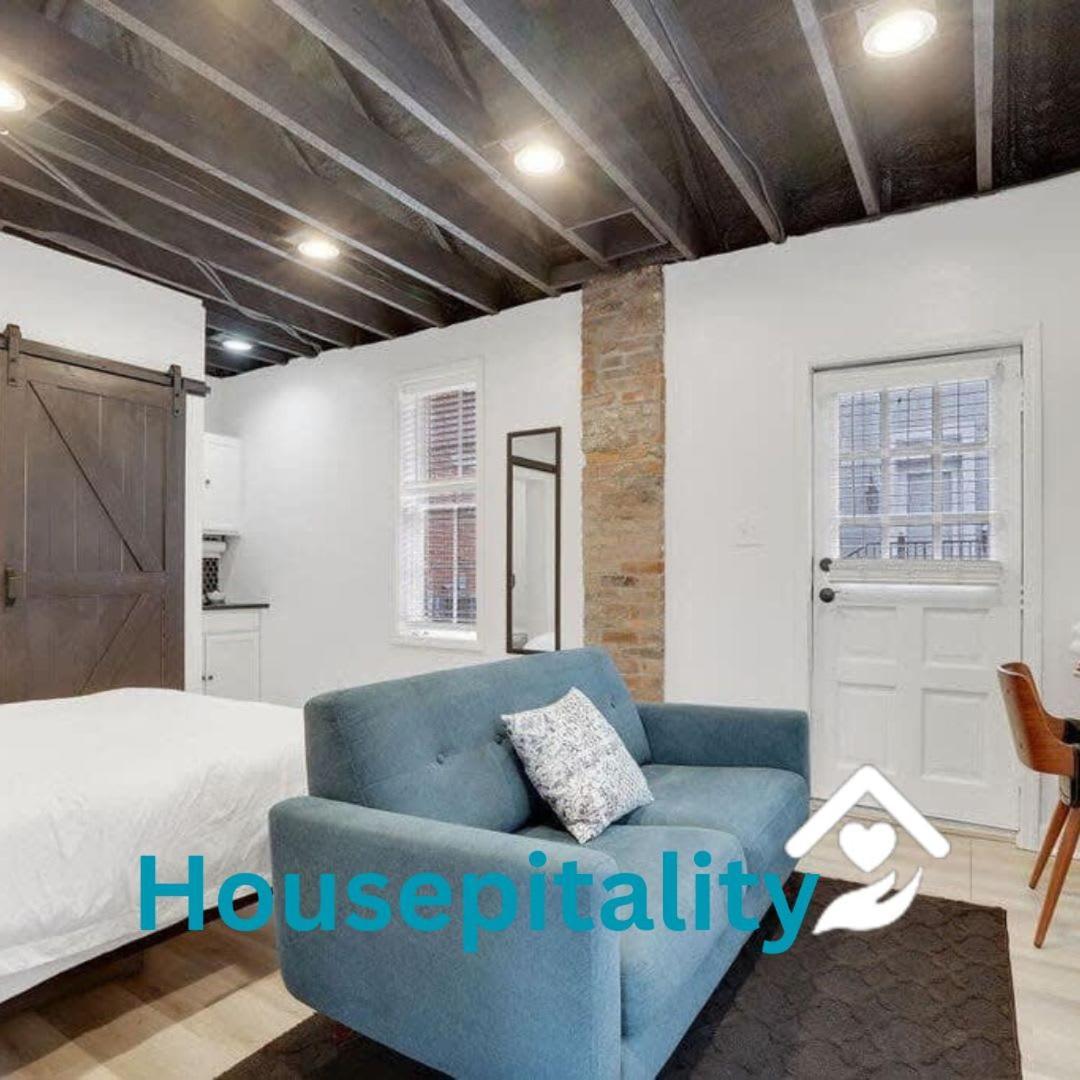 Housepitality - The Reichstag Suite - Modern Columbus Exterior photo